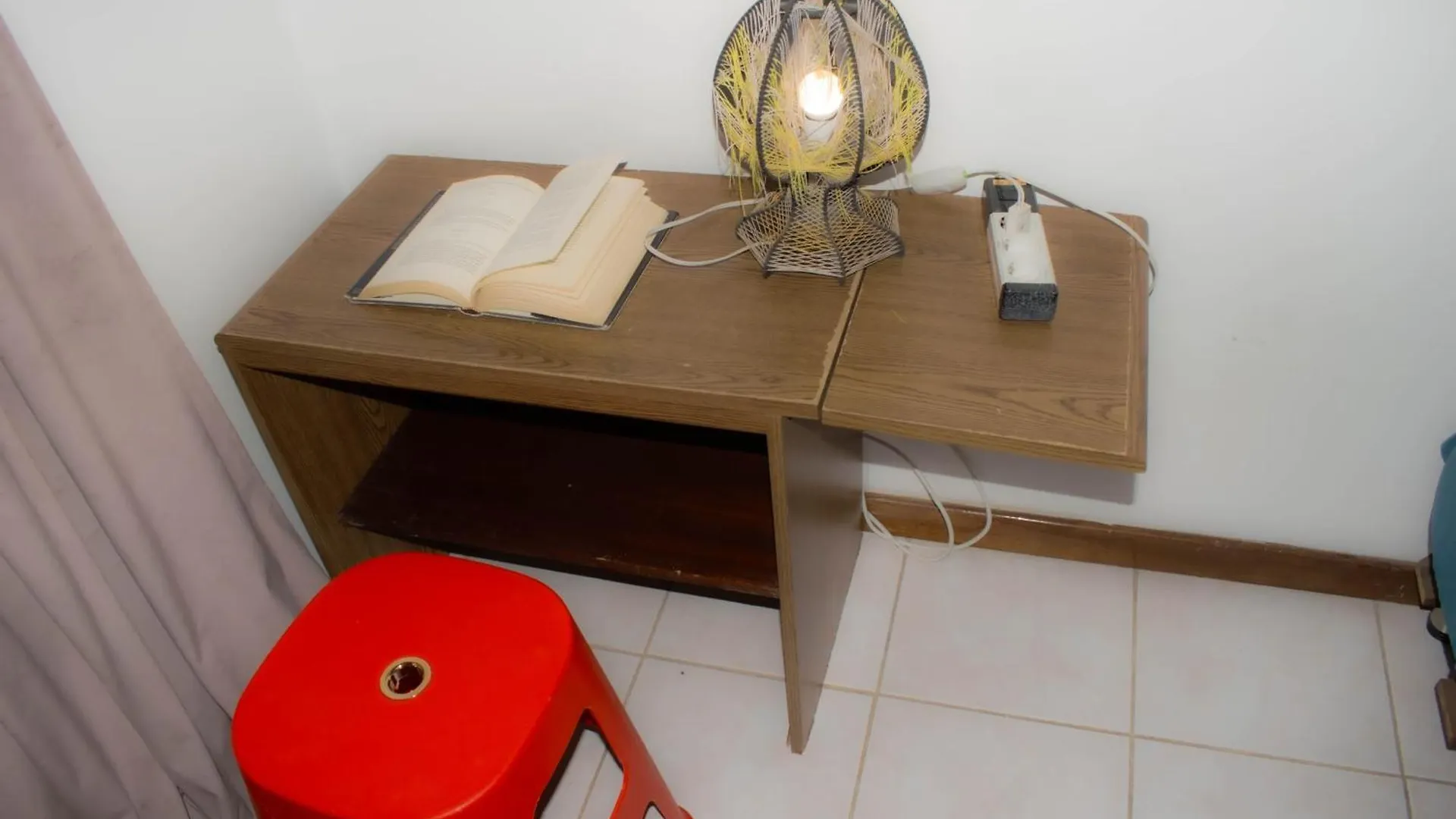 Mendes Guesthouse - Former B&B In The Heart Of Praia Pensjonat